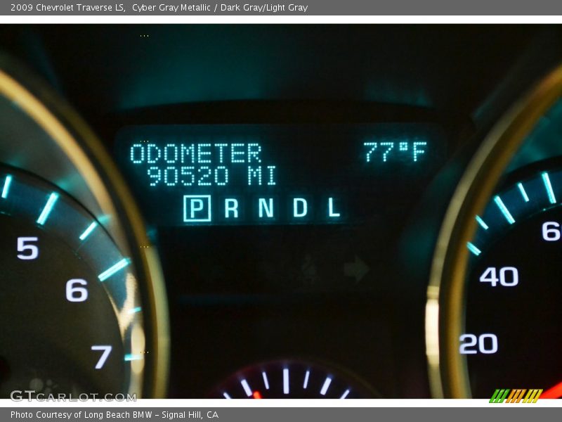 Cyber Gray Metallic / Dark Gray/Light Gray 2009 Chevrolet Traverse LS