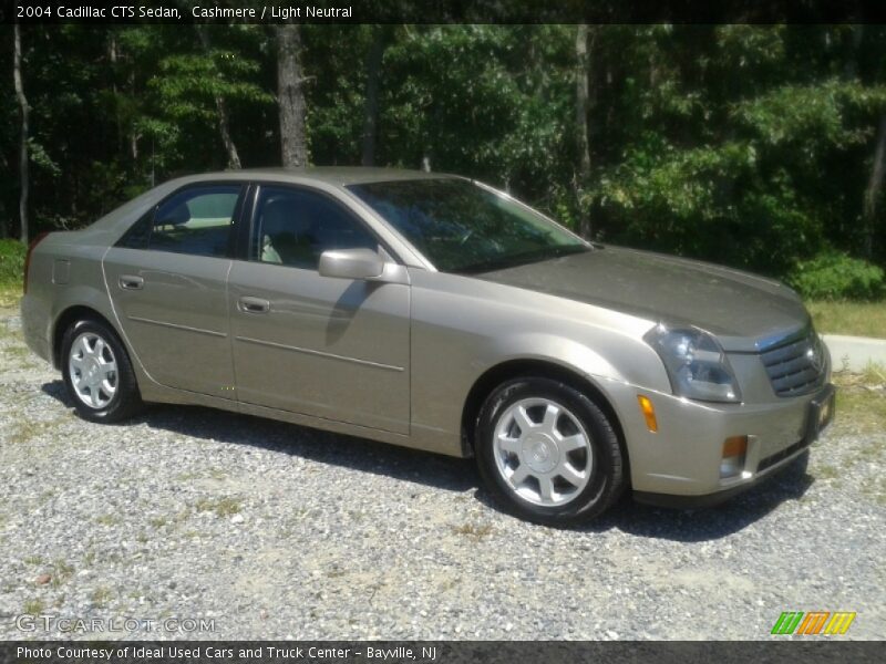 Front 3/4 View of 2004 CTS Sedan