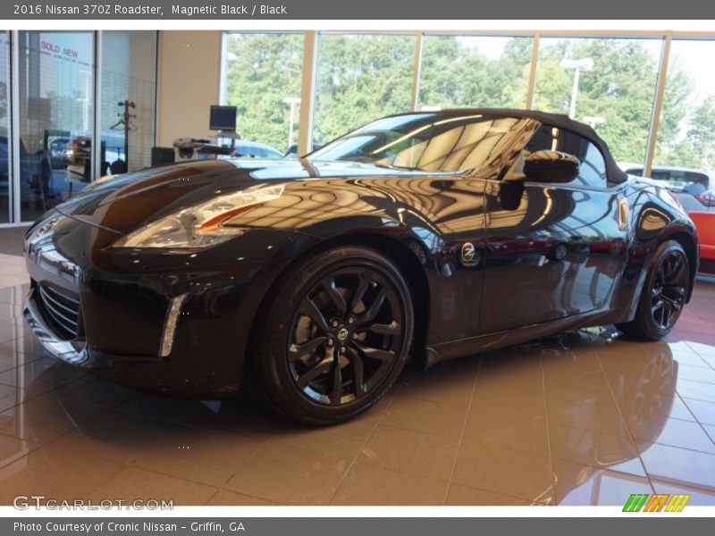 Magnetic Black / Black 2016 Nissan 370Z Roadster