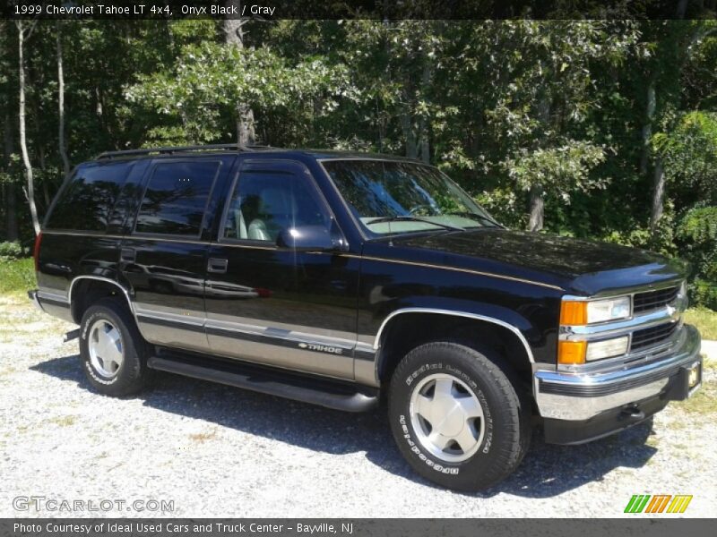 Onyx Black / Gray 1999 Chevrolet Tahoe LT 4x4