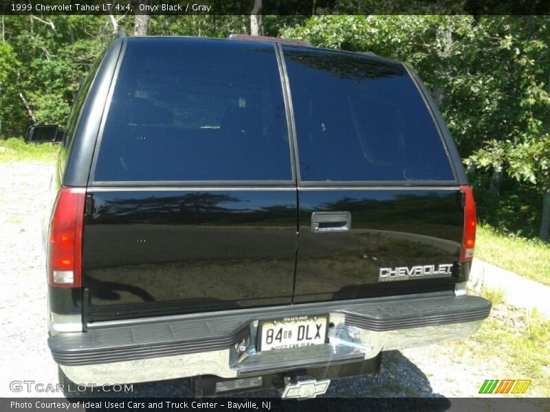 Onyx Black / Gray 1999 Chevrolet Tahoe LT 4x4