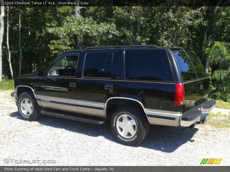 Onyx Black / Gray 1999 Chevrolet Tahoe LT 4x4