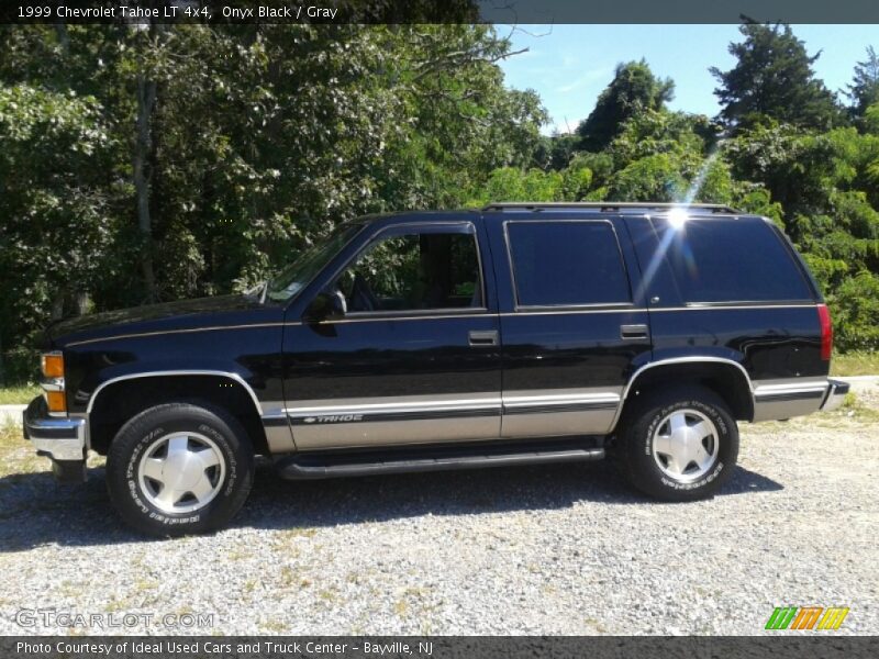 Onyx Black / Gray 1999 Chevrolet Tahoe LT 4x4