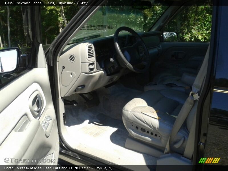 Onyx Black / Gray 1999 Chevrolet Tahoe LT 4x4