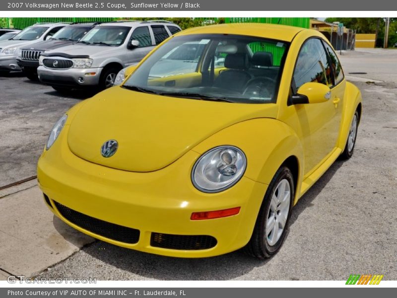 Sunflower Yellow / Black 2007 Volkswagen New Beetle 2.5 Coupe