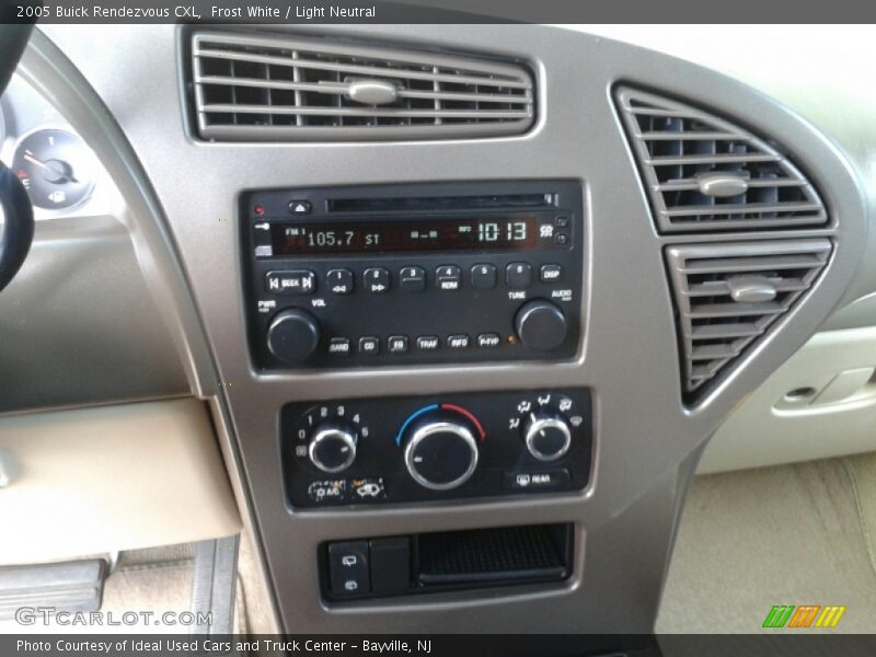 Frost White / Light Neutral 2005 Buick Rendezvous CXL