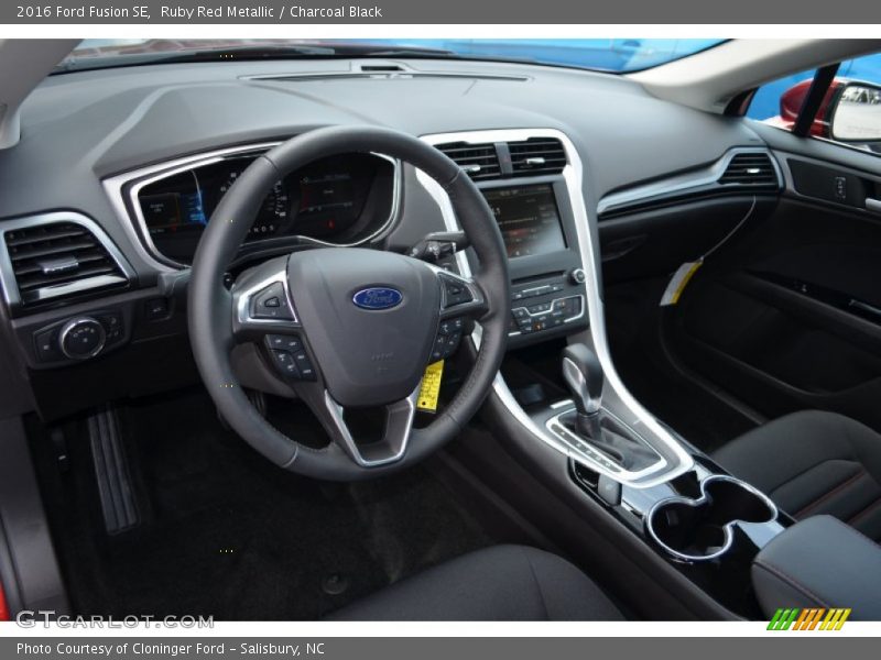 Ruby Red Metallic / Charcoal Black 2016 Ford Fusion SE