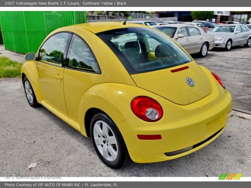 Sunflower Yellow / Black 2007 Volkswagen New Beetle 2.5 Coupe
