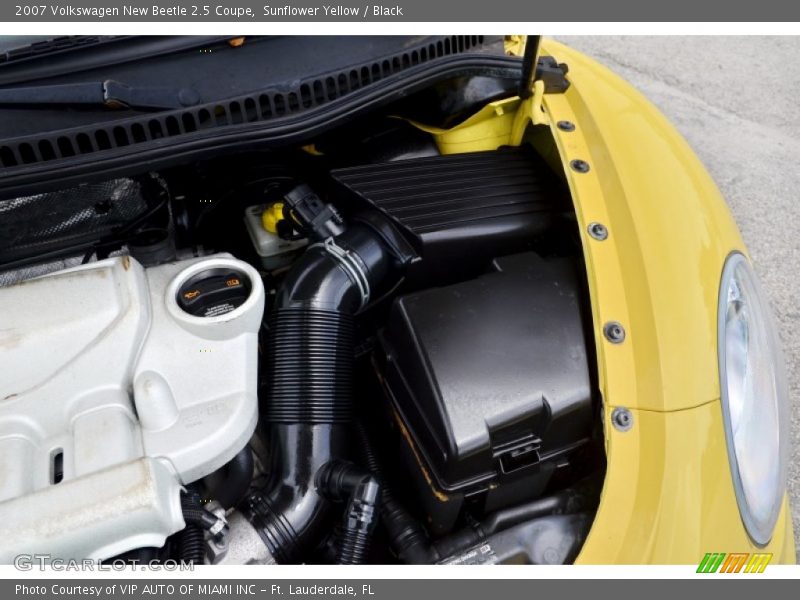 Sunflower Yellow / Black 2007 Volkswagen New Beetle 2.5 Coupe
