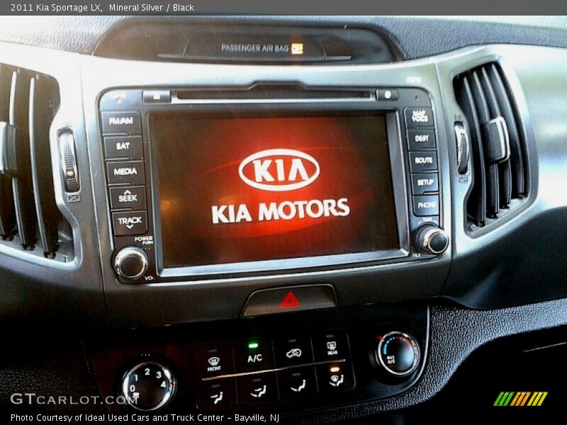 Mineral Silver / Black 2011 Kia Sportage LX