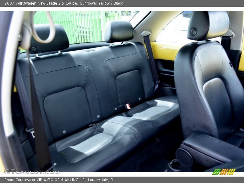 Rear Seat of 2007 New Beetle 2.5 Coupe