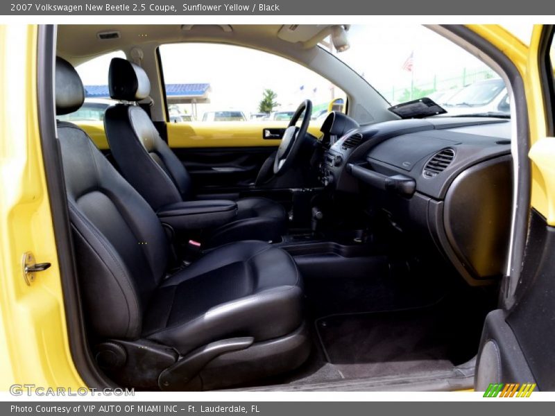 Sunflower Yellow / Black 2007 Volkswagen New Beetle 2.5 Coupe