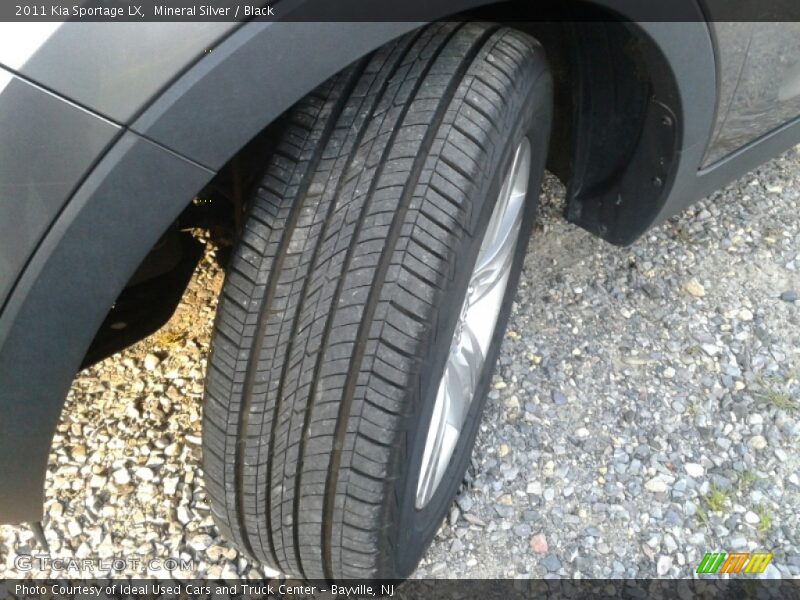 Mineral Silver / Black 2011 Kia Sportage LX