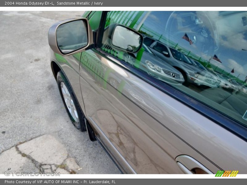 Sandstone Metallic / Ivory 2004 Honda Odyssey EX-L
