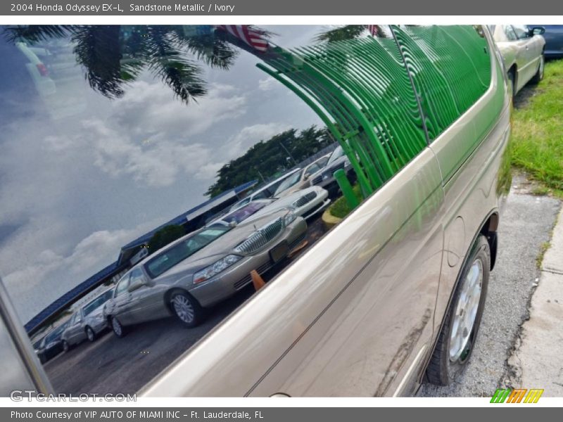 Sandstone Metallic / Ivory 2004 Honda Odyssey EX-L