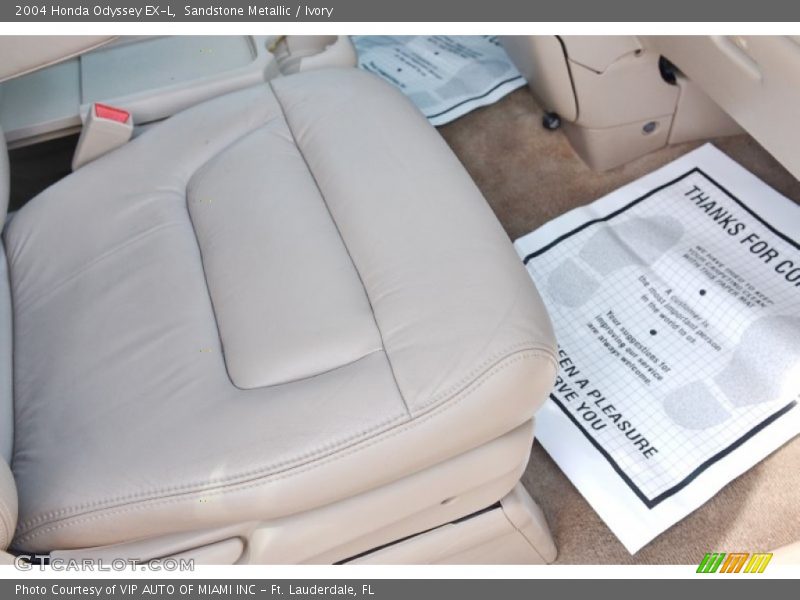 Sandstone Metallic / Ivory 2004 Honda Odyssey EX-L