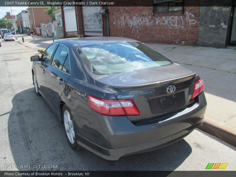Magnetic Gray Metallic / Dark Charcoal 2007 Toyota Camry SE