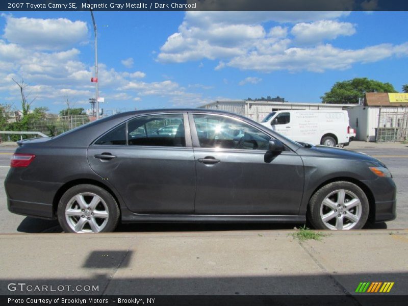 Magnetic Gray Metallic / Dark Charcoal 2007 Toyota Camry SE