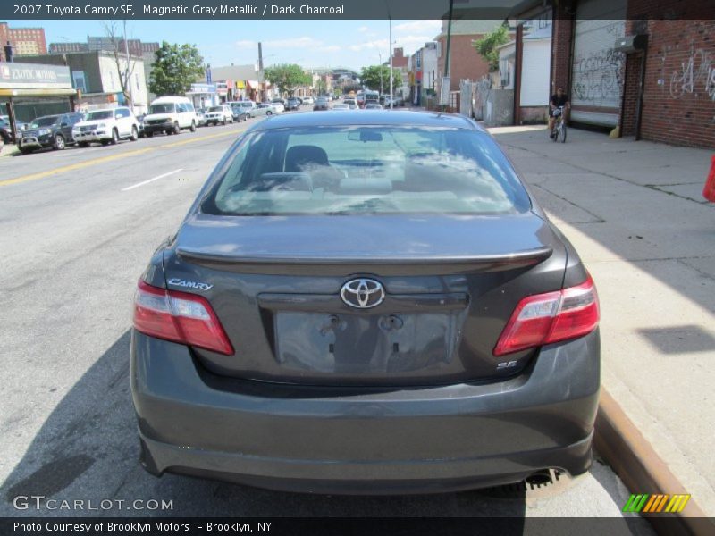 Magnetic Gray Metallic / Dark Charcoal 2007 Toyota Camry SE