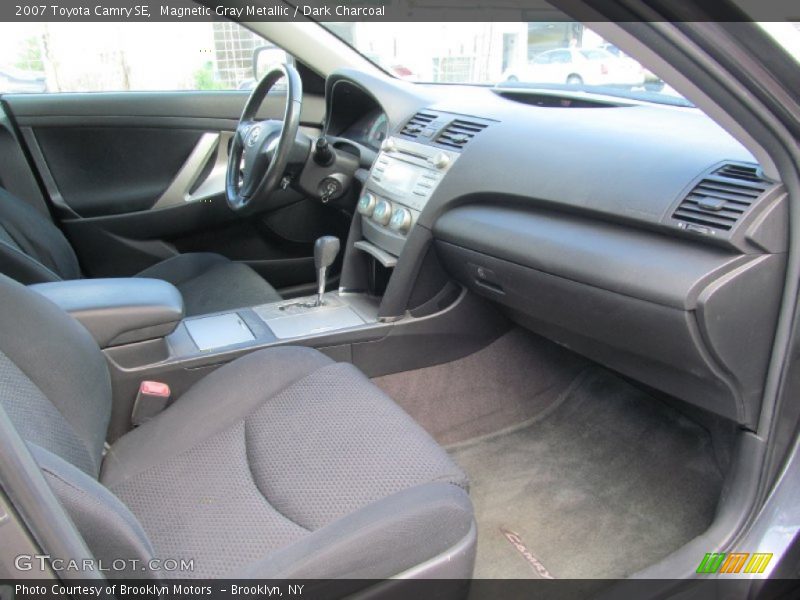 Magnetic Gray Metallic / Dark Charcoal 2007 Toyota Camry SE