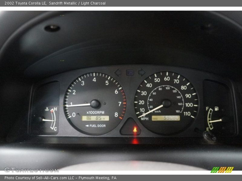 Sandrift Metallic / Light Charcoal 2002 Toyota Corolla LE