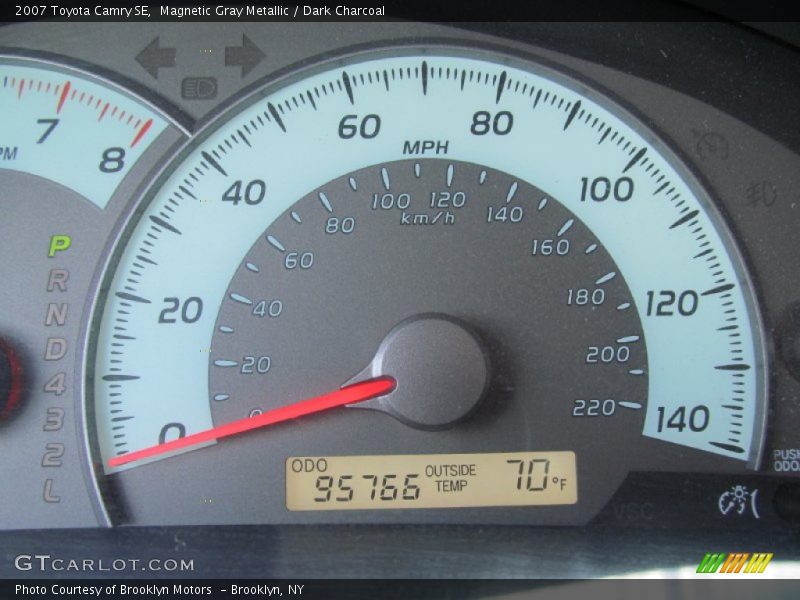 Magnetic Gray Metallic / Dark Charcoal 2007 Toyota Camry SE