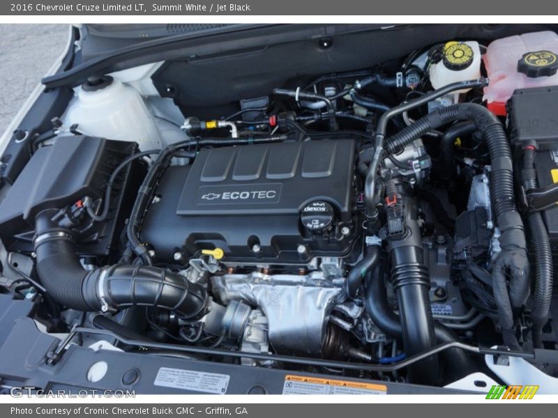Summit White / Jet Black 2016 Chevrolet Cruze Limited LT