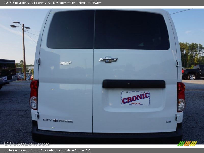 Designer White / Medium Pewter 2015 Chevrolet City Express LS