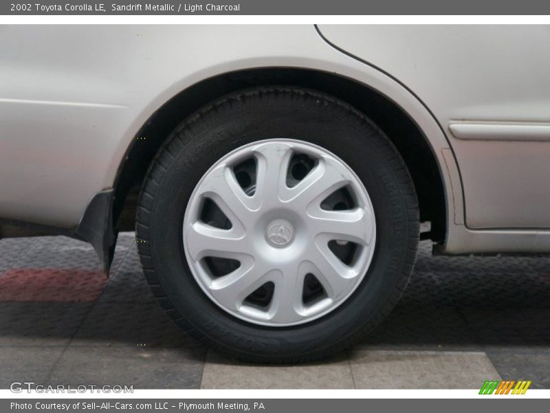 Sandrift Metallic / Light Charcoal 2002 Toyota Corolla LE