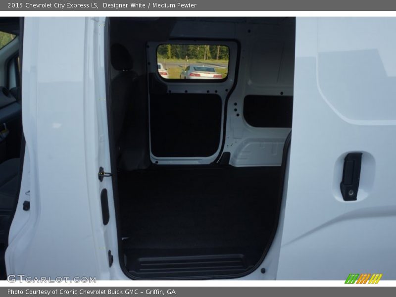 Designer White / Medium Pewter 2015 Chevrolet City Express LS