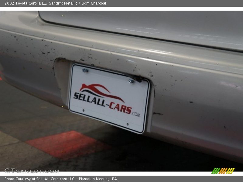 Sandrift Metallic / Light Charcoal 2002 Toyota Corolla LE