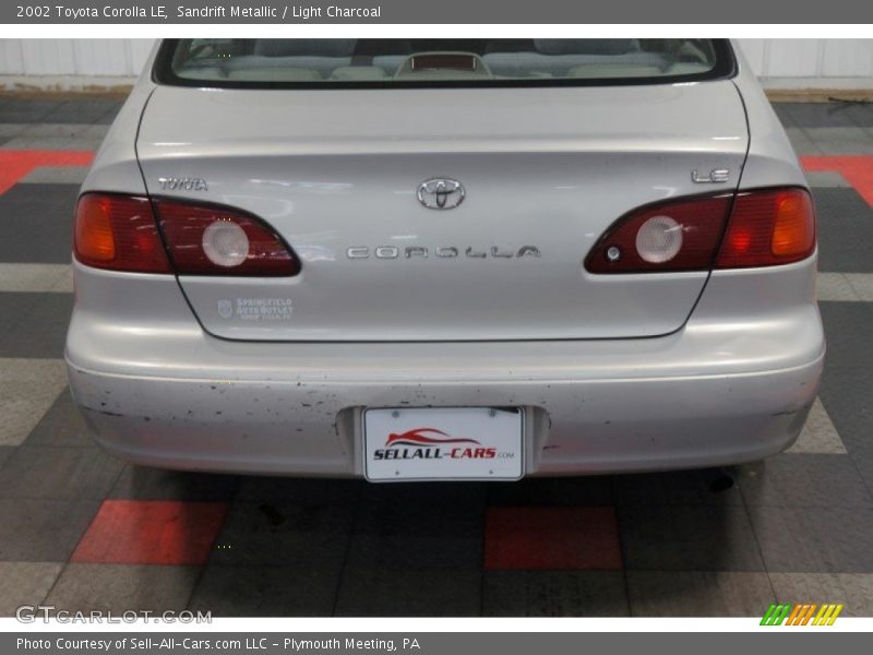Sandrift Metallic / Light Charcoal 2002 Toyota Corolla LE