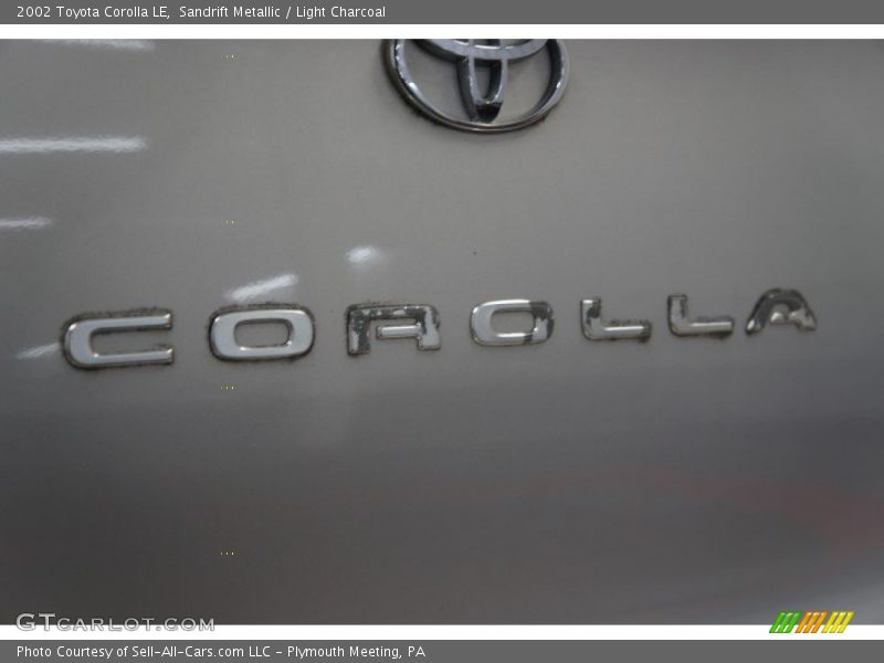 Sandrift Metallic / Light Charcoal 2002 Toyota Corolla LE