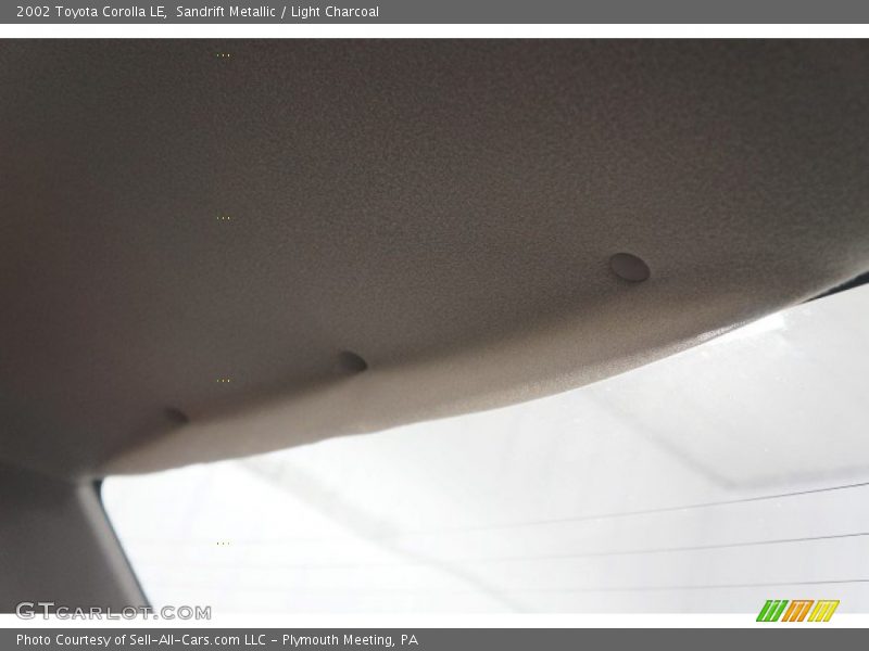 Sandrift Metallic / Light Charcoal 2002 Toyota Corolla LE