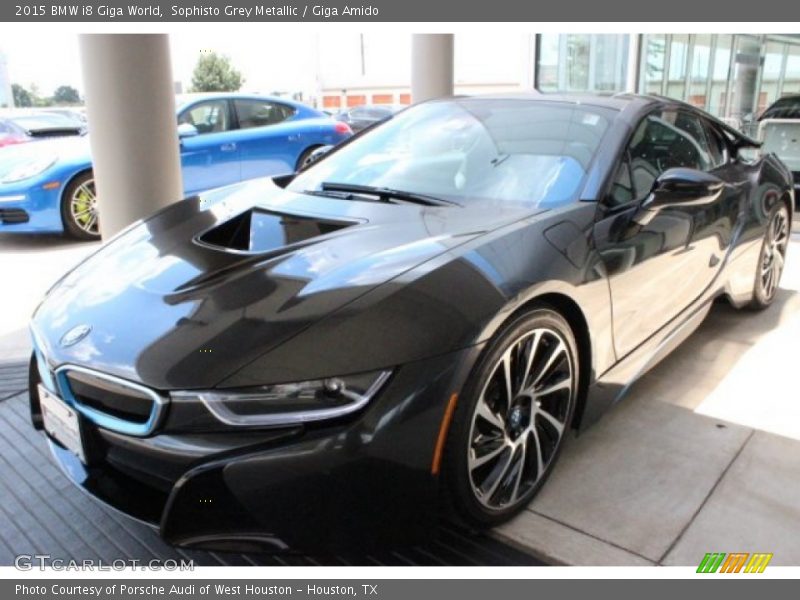 Front 3/4 View of 2015 i8 Giga World