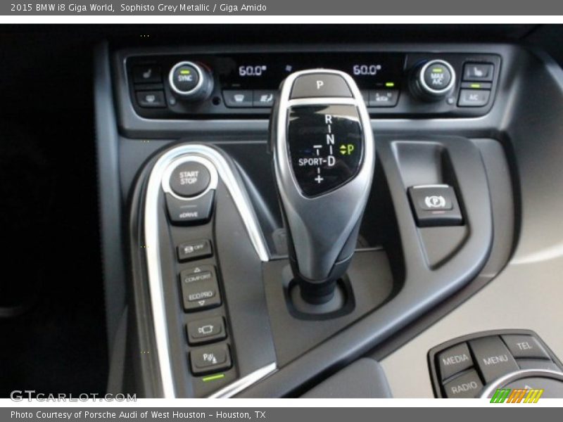  2015 i8 Giga World 6 Speed Automatic Gasoline/2 Speed Automatic Shifter
