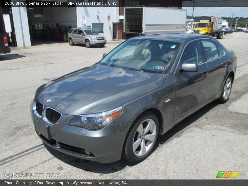 Olivin Green Metallic / Grey 2006 BMW 5 Series 525xi Sedan