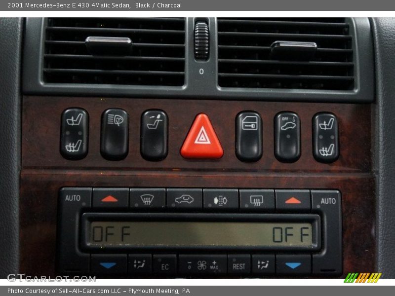 Controls of 2001 E 430 4Matic Sedan