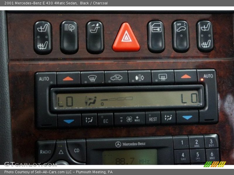 Controls of 2001 E 430 4Matic Sedan