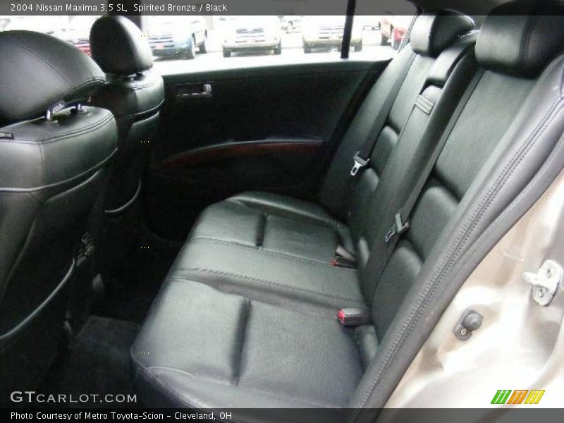 Spirited Bronze / Black 2004 Nissan Maxima 3.5 SL