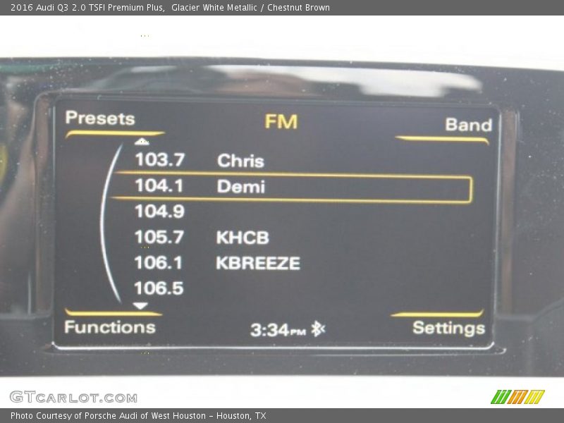 Glacier White Metallic / Chestnut Brown 2016 Audi Q3 2.0 TSFI Premium Plus