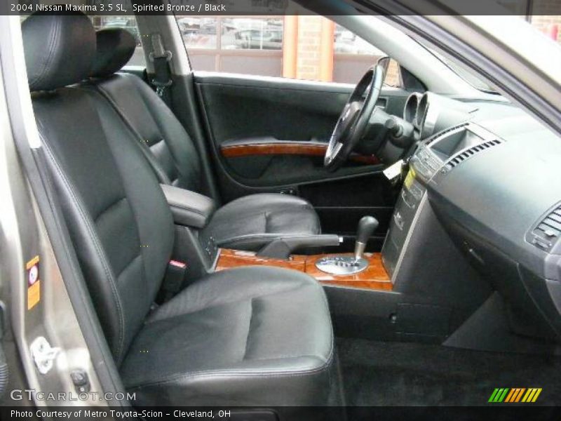 Spirited Bronze / Black 2004 Nissan Maxima 3.5 SL