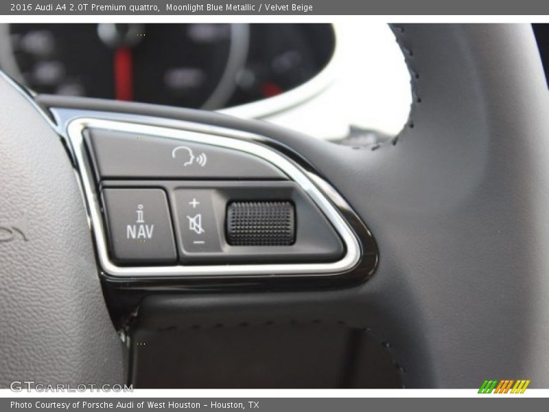 Controls of 2016 A4 2.0T Premium quattro