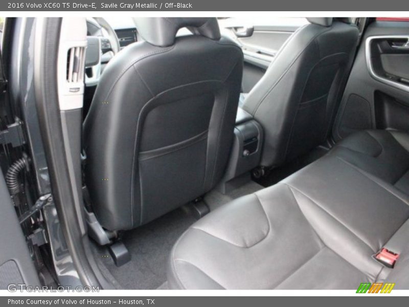 Savile Gray Metallic / Off-Black 2016 Volvo XC60 T5 Drive-E