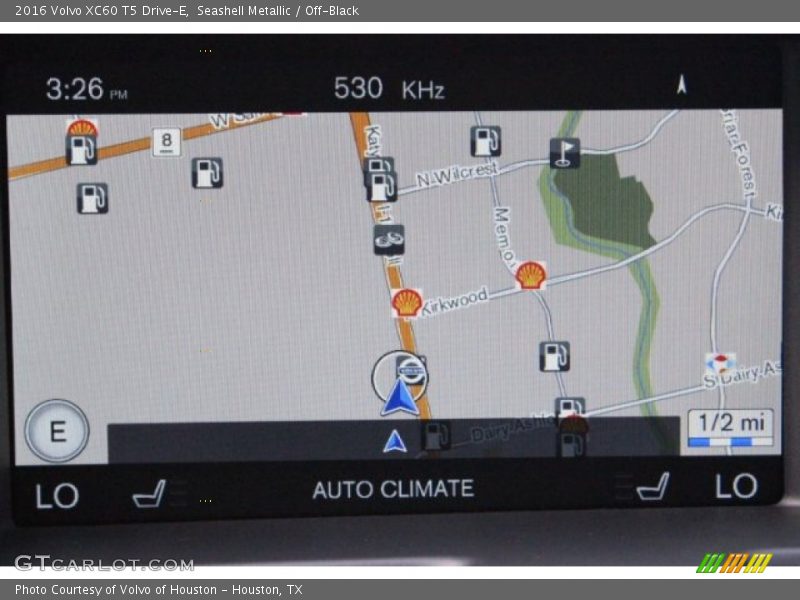 Seashell Metallic / Off-Black 2016 Volvo XC60 T5 Drive-E