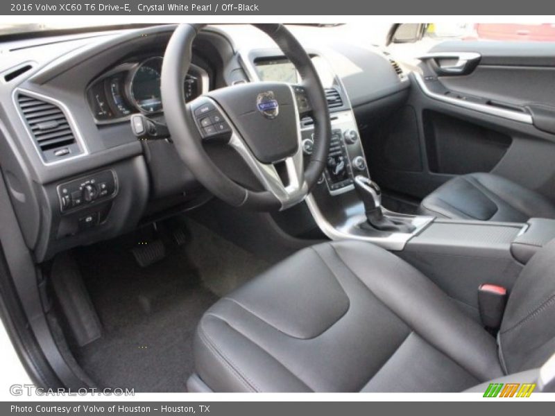 Crystal White Pearl / Off-Black 2016 Volvo XC60 T6 Drive-E