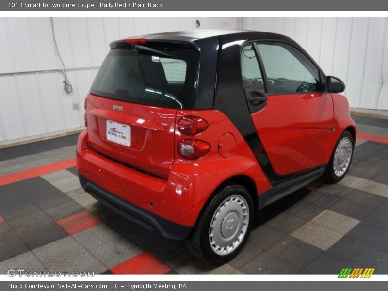 Rally Red / Plain Black 2013 Smart fortwo pure coupe