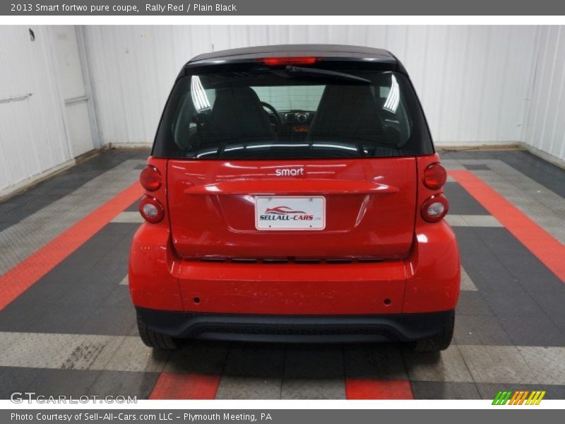 Rally Red / Plain Black 2013 Smart fortwo pure coupe