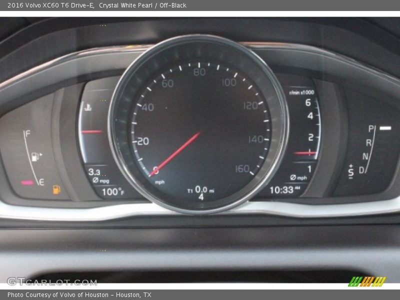 Crystal White Pearl / Off-Black 2016 Volvo XC60 T6 Drive-E