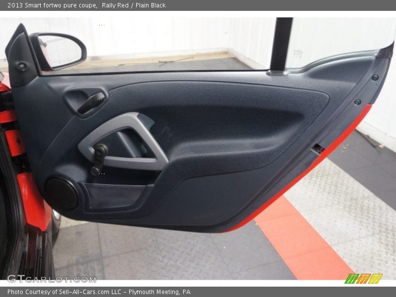 Rally Red / Plain Black 2013 Smart fortwo pure coupe